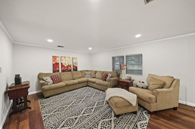 3932 Allen Road, Pearland, TX 77584