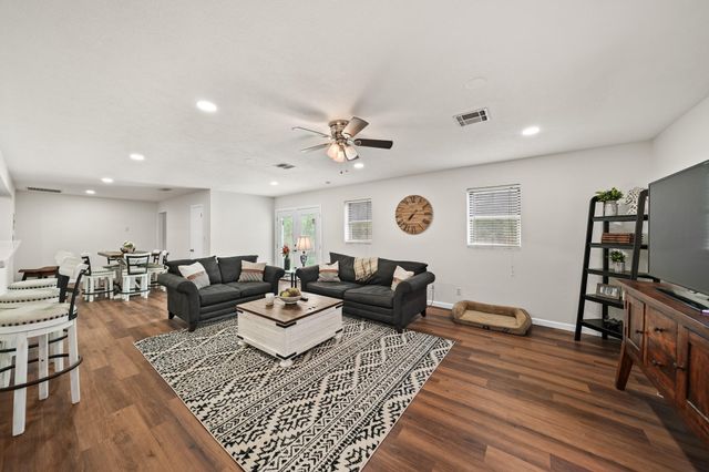3932 Allen Road, Pearland, TX 77584
