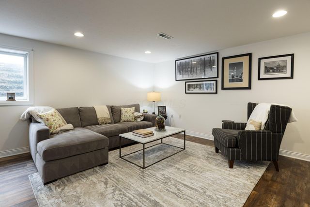 6924 Joysmith Circle, New Albany, OH 43054