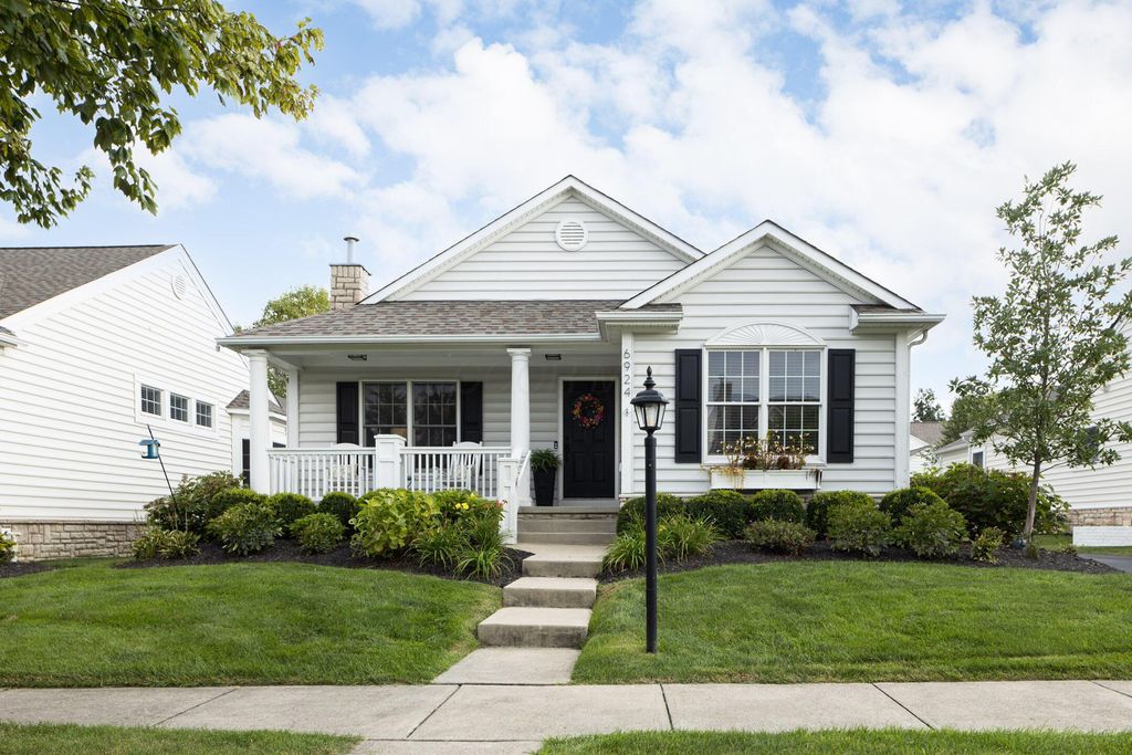 6924 Joysmith Circle, New Albany, OH 43054