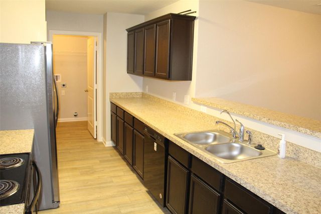 1493 Breanna LN, Kyle, TX 78640