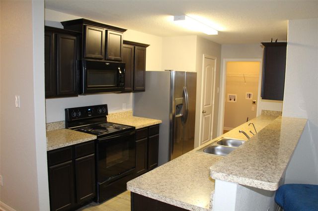 1493 Breanna LN, Kyle, TX 78640