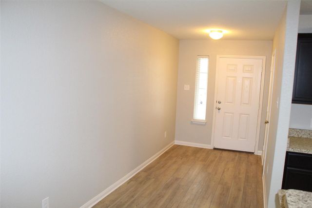 1493 Breanna LN, Kyle, TX 78640