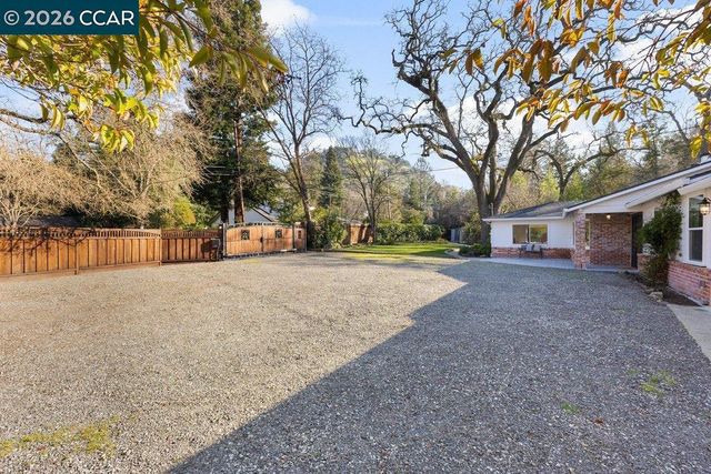205 Castle Hill Ranch Rd, Walnut Creek, CA 94595
