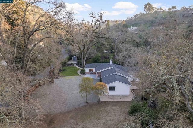 205 Castle Hill Ranch Rd, Walnut Creek, CA 94595