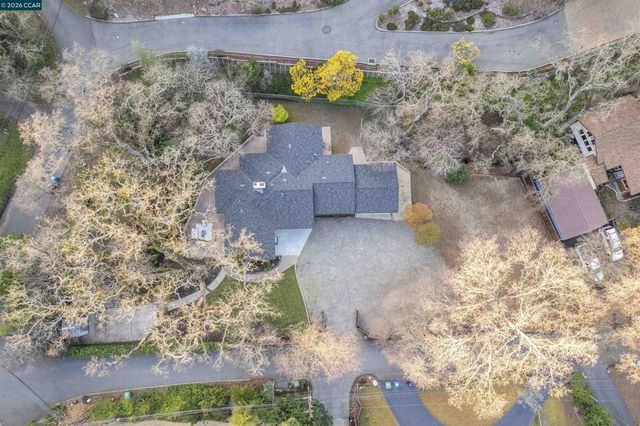 205 Castle Hill Ranch Rd, Walnut Creek, CA 94595