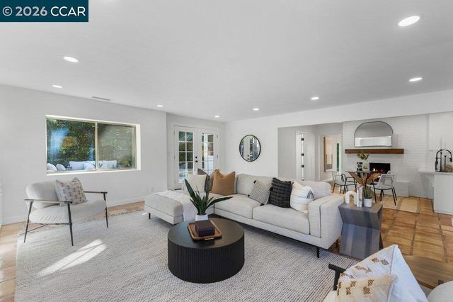 205 Castle Hill Ranch Rd, Walnut Creek, CA 94595