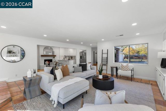 205 Castle Hill Ranch Rd, Walnut Creek, CA 94595