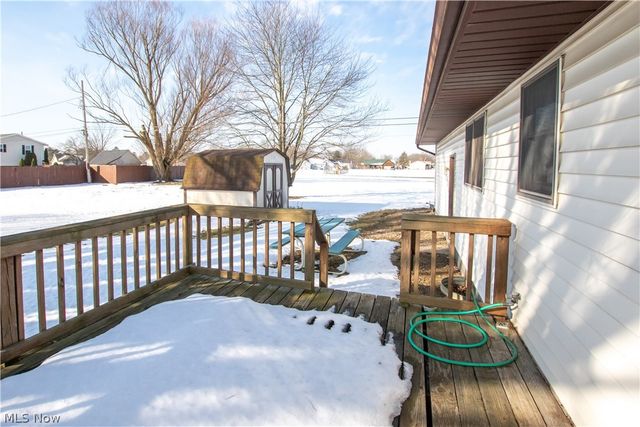 42113 Meadow Lane, Lagrange, OH 44050