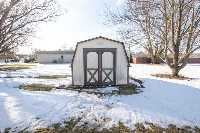 42113 Meadow Lane, Lagrange, OH 44050