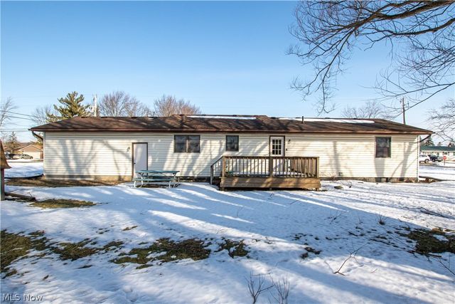 42113 Meadow Lane, Lagrange, OH 44050