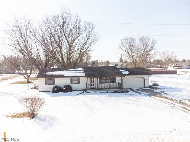 42113 Meadow Lane, Lagrange, OH 44050