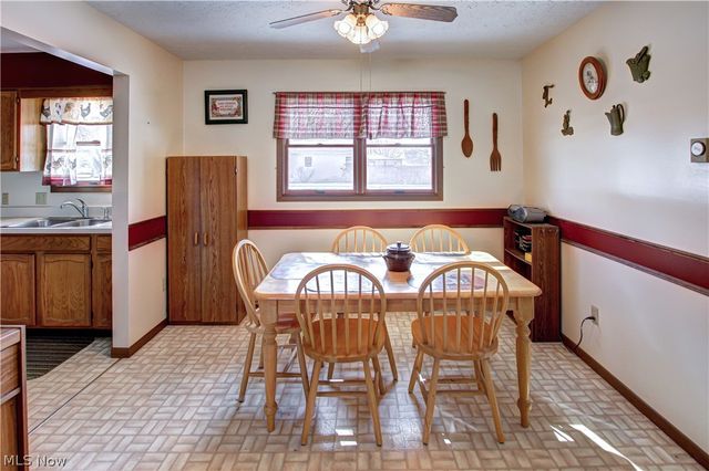 42113 Meadow Lane, Lagrange, OH 44050