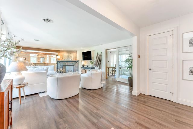 547 County Line Road, Westerville, OH 43081