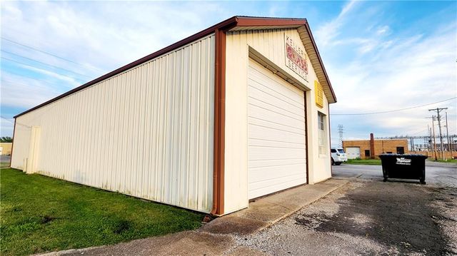 409 N Grand Street, Pittsburg, KS 66762