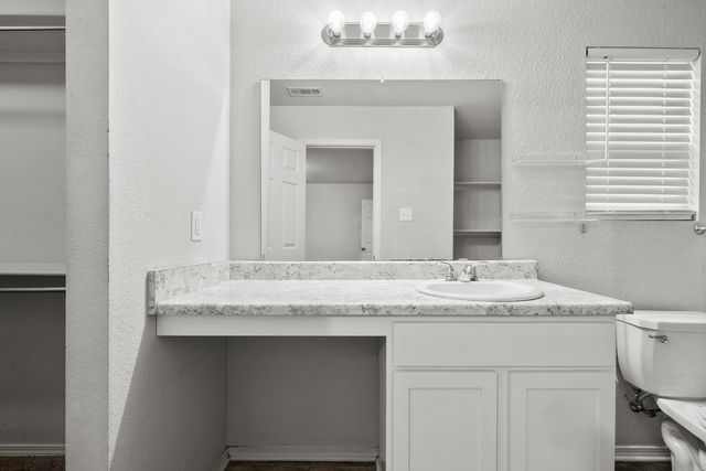 6096 Saddle Hill Drive, Alexander, AR 72002