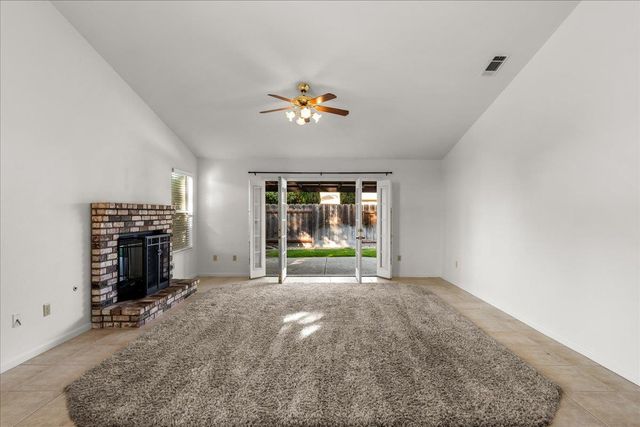 505 County Court, Ripon, CA 95366