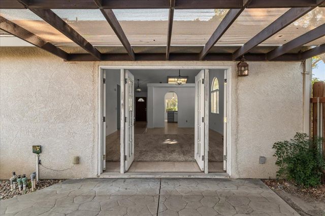 505 County Court, Ripon, CA 95366