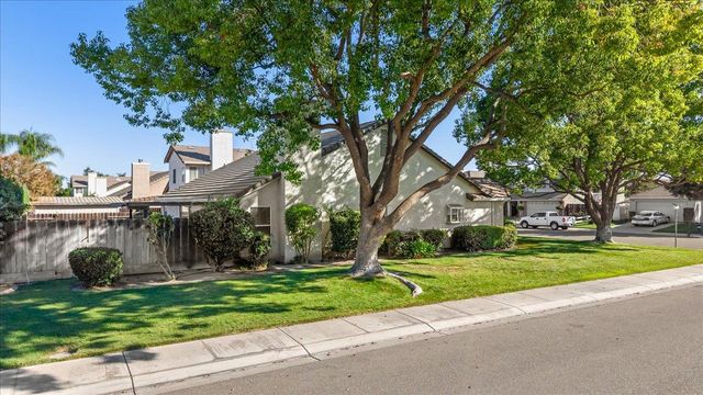 505 County Court, Ripon, CA 95366