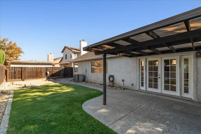505 County Court, Ripon, CA 95366