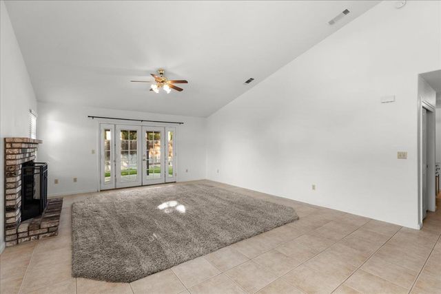 505 County Court, Ripon, CA 95366