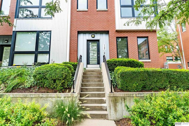 1147 Leavenworth Street, Omaha, NE 68102