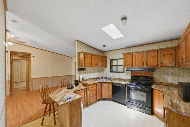 14318 Highway 438, W, Linden, TN 37096