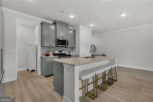 6710 Cedar Glen Road, Atlanta, GA 30360