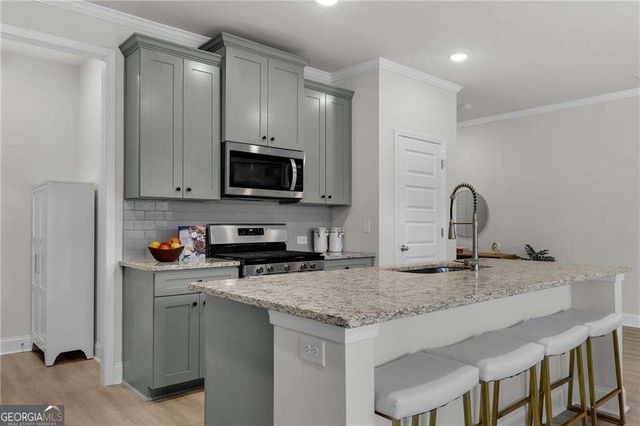 6710 Cedar Glen Road, Atlanta, GA 30360