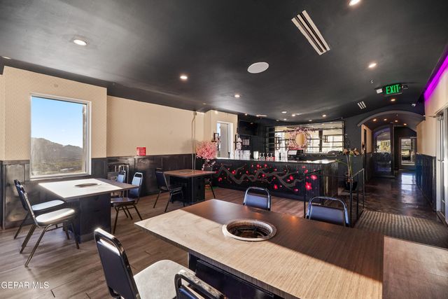 4201 Camelot Heights Drive, El Paso, TX 79912