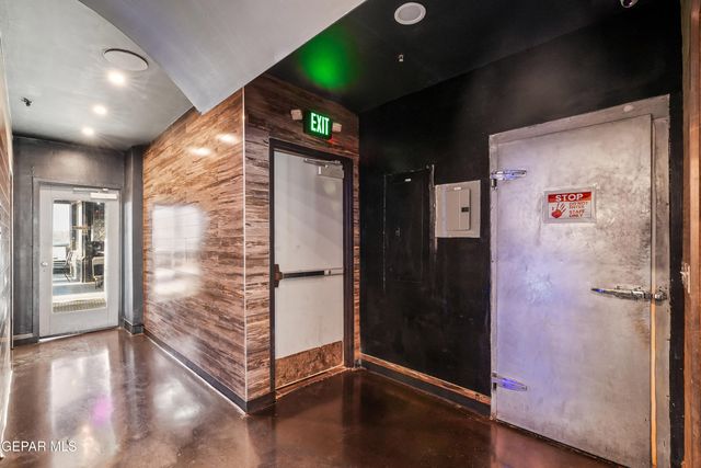 4201 Camelot Heights Drive, El Paso, TX 79912