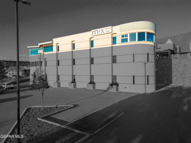 4201 Camelot Heights Drive, El Paso, TX 79912