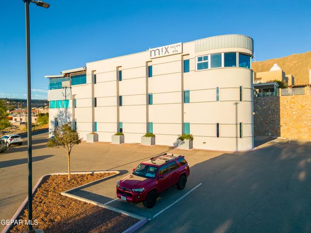 4201 Camelot Heights Drive, El Paso, TX 79912