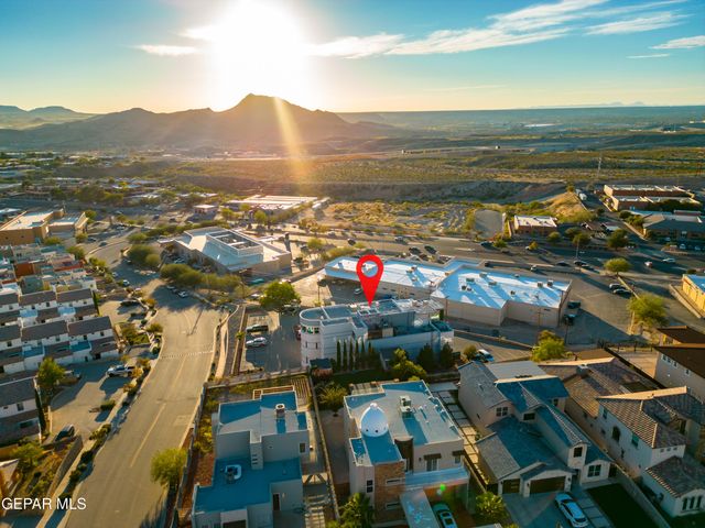 4201 Camelot Heights Drive, El Paso, TX 79912