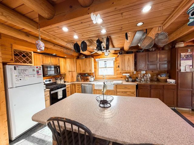 N1892 Highway 14, Walworth, WI 53184