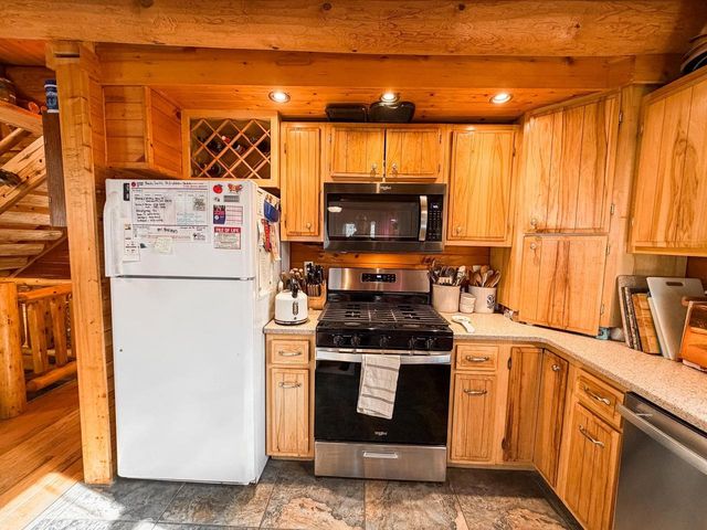 N1892 Highway 14, Walworth, WI 53184