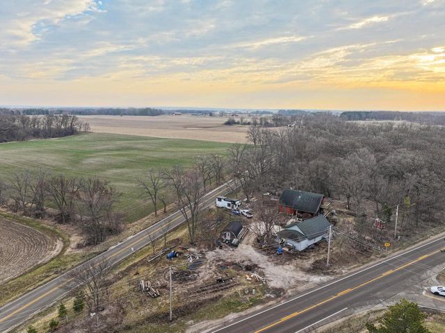 N1892 Highway 14, Walworth, WI 53184