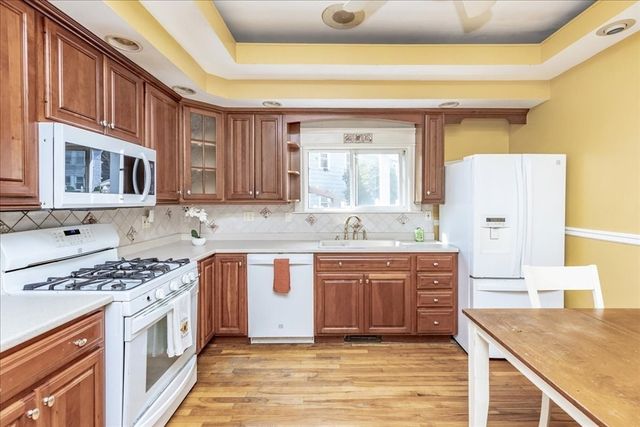 16 Hallenan Ave, Lawrence, MA 01841