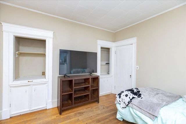 16 Hallenan Ave, Lawrence, MA 01841