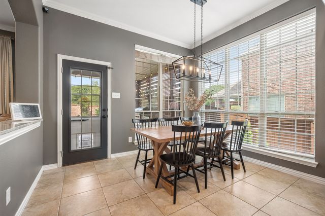 8312 Victoria Lane, Lantana, TX 76226