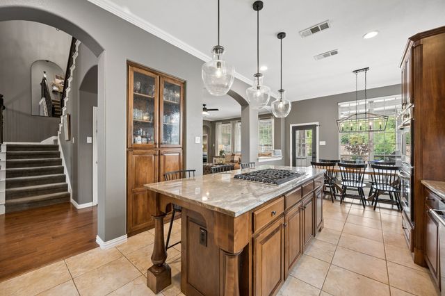 8312 Victoria Lane, Lantana, TX 76226