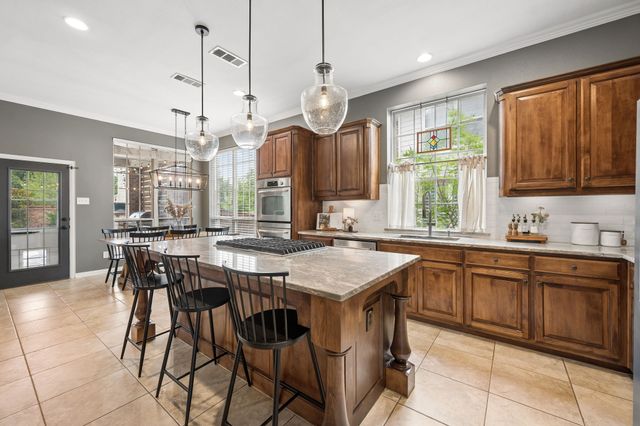8312 Victoria Lane, Lantana, TX 76226