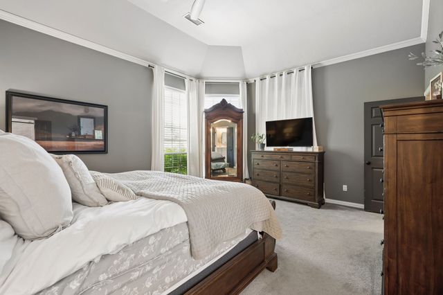8312 Victoria Lane, Lantana, TX 76226