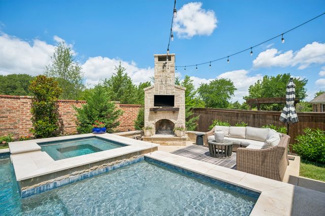 8312 Victoria Lane, Lantana, TX 76226