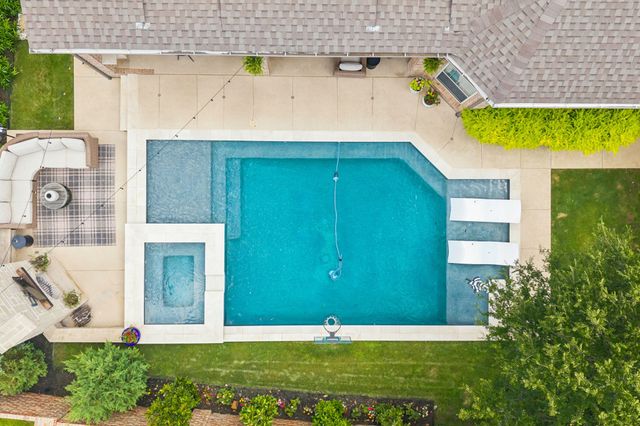8312 Victoria Lane, Lantana, TX 76226
