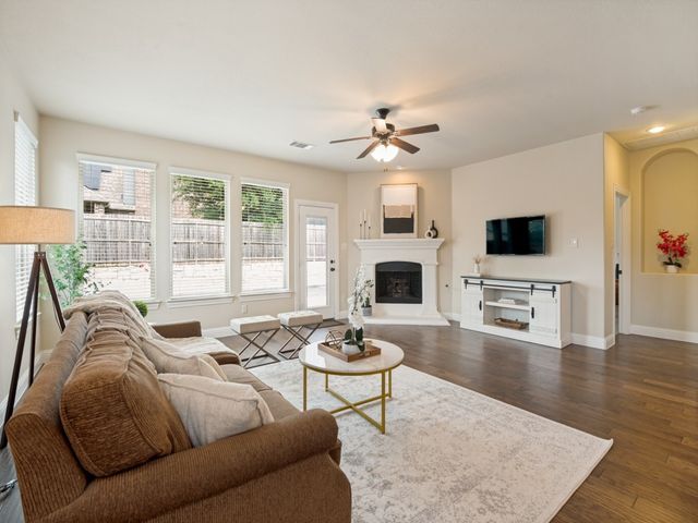 401 Tanner Square, Mckinney, TX 75072