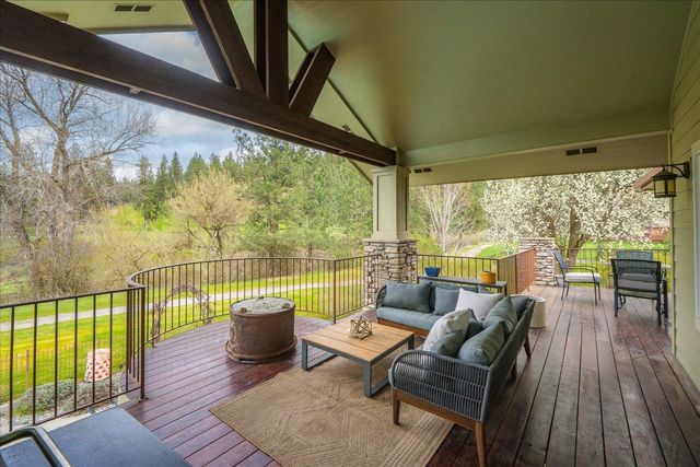 115 E Meadowlane Dr, Spokane, WA 99224