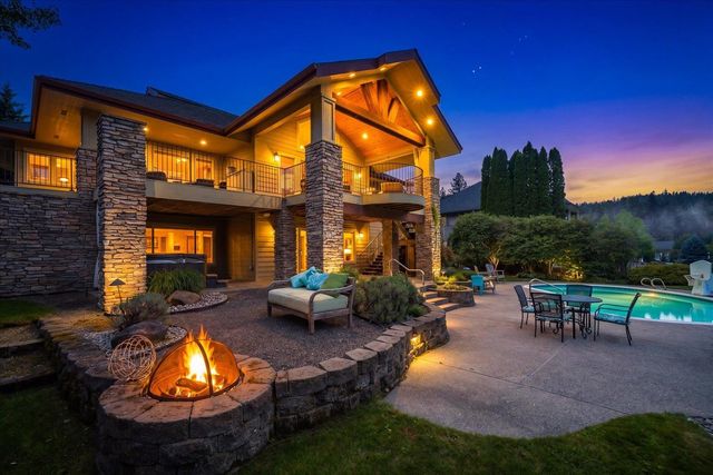 115 E Meadowlane Dr, Spokane, WA 99224
