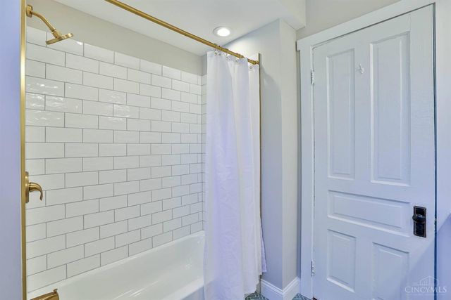 3424 Craig Avenue, Cincinnati, OH 45211