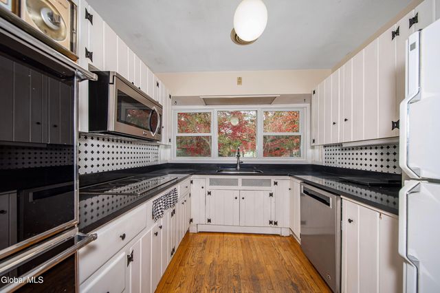 9345 NY Highway 66, Poestenkill, NY 12198